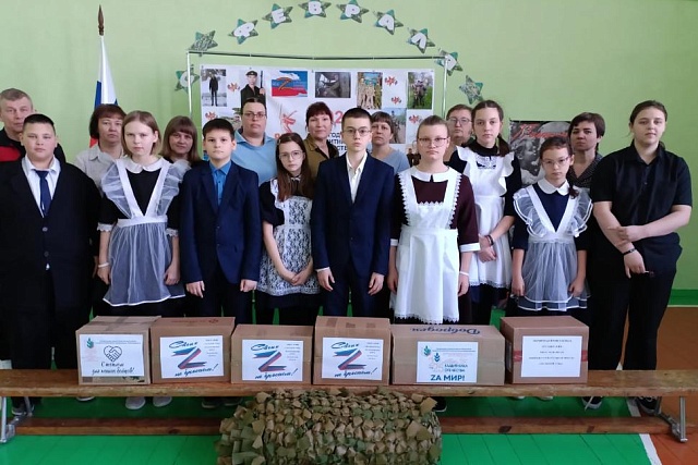 Тематические площадки «Женскими руками куём Победу!»  в образовательных организациях Камешкирского района