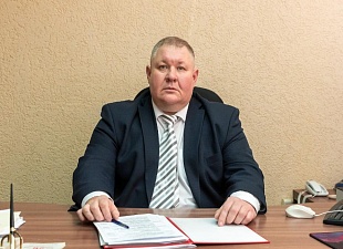 Глава Камешкирского района Дмитрий Мануковский поздравил с Днем работника торговли Глава Камешкирского района Дмитрий Мануковский поздравил с Днем работника торговли