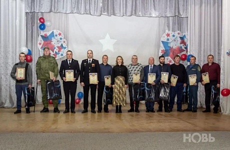 В районном Доме культуры состоялся праздничный концерт, посвященный Дню защитника Отечества