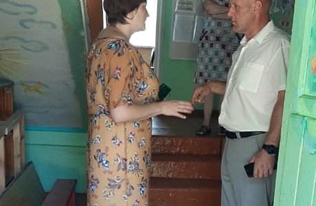 И.о. Главы администрации Камешкирского района Сергей Коновалов посетил детский сад №1 с.Русский Камешкир