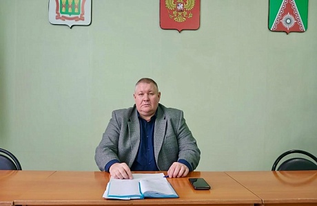  Глава Камешкирского района Дмитрий Мануковский провел оперативное совещание