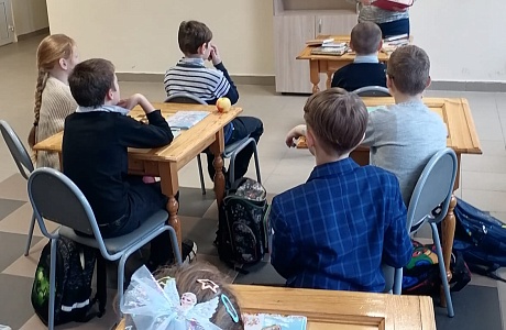 Путешествие по страницам книг «В гости к сказочнице»