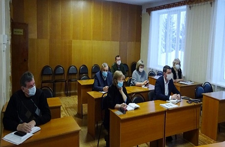 Глава администрации Камешкирского района Павел Мигин принял участие в совещании в режиме видеоконференцсвязи Глава администрации Камешкирского района Павел Мигин принял участие в совещании в режиме видеоконференцсвязи