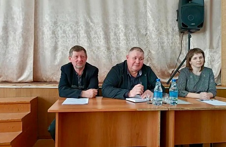 Глава Камешкирского района Дмитрий Мануковский принял участие в заседании расширенной сессии Комитета местного самоуправления Лапшового  сельсовета
