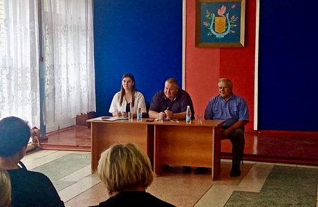 Глава Камешкирского района Дмитрий Мануковский провел встречу с жителями Пестровского сельсовета Глава Камешкирского района Дмитрий Мануковский провел встречу с жителями Пестровского сельсовета