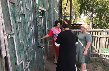 Межведомственный рейд по семьям с несовершеннолетними детьми