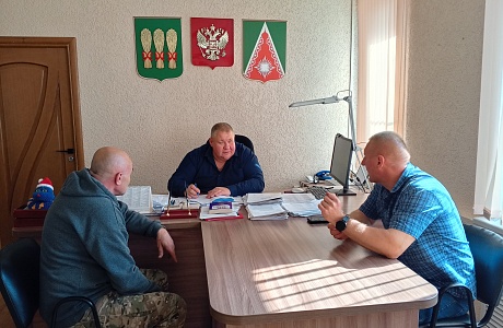 Глава Камешкирского района Дмитрий Мануковский провел личный прием граждан