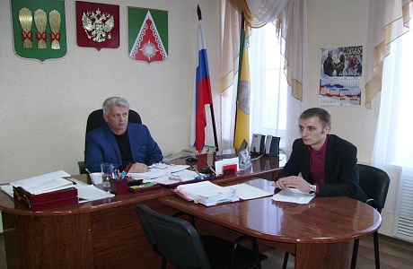 Глава администрации Камешкирского района Сергей Хазов провел рабочее совещание 
