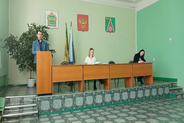 Глава Камешкирского района Ольга Белянина провела оперативное совещание