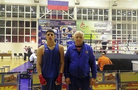 Всероссийские соревнования по боксу на призы чемпиона мира по боксу среди профессионалов Дениса Лебедева Всероссийские соревнования по боксу на призы чемпиона мира по боксу среди профессионалов Дениса Лебедева