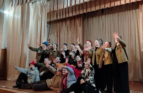 Студенческий педагогический отряд «Колорит» побывал в Лапшовском филиале 