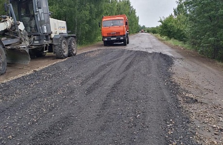 Летнее содержание автомобильных дорог в Камешкирском районе