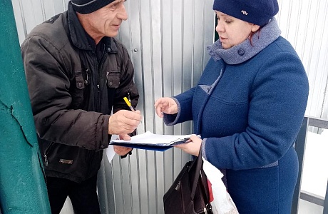На территории Камешкирского района продолжается работа по установке автономных дымовых пожарных извещателей