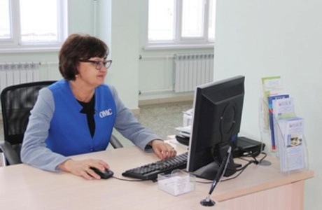 Страховые представители ежедневно оказывают пациентам практическую помощь