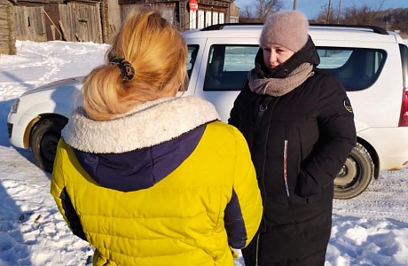 Специалисты отделения профилактики провели рейд по семьям с детьми Специалисты отделения профилактики провели рейд по семьям с детьми