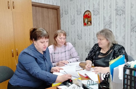 Работа с документами помогает менять жизни семей