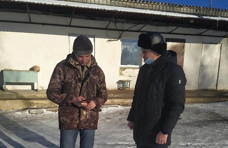 Глава администрации Камешкирского района Павел Мигин посетил мясоперерабатывающее предприятие индивидуального предпринимателя Николая Лапшина Глава администрации Камешкирского района Павел Мигин посетил мясоперерабатывающее предприятие индивидуального предпринимателя Николая Лапшина