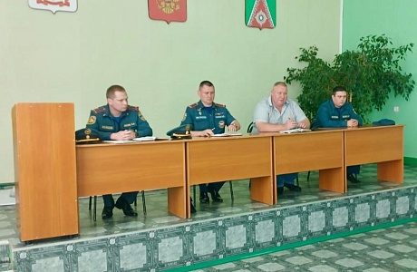 Встреча главы Камешкирского района с начальником 2 ПСО ФПС ГПС МЧС России по Пензенской области