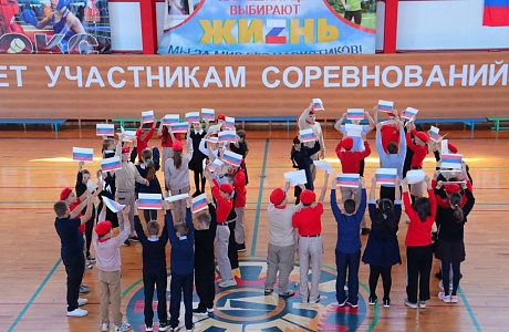 В Камешкирской средней школе прошли мероприятия ко Дню воссоединения Донбасса и Новороссии с Российской Федерацией