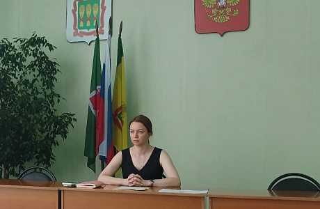   Глава Камешкирского района Ольга Белянина провела оперативное совещание