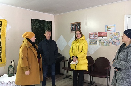  Исполняющая обязанности Главы администрации Камешкирского района Ольга  Белянина посетила здание сельского клуба села Новое Шаткино