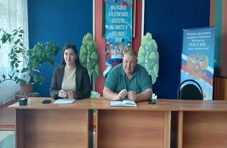 Глава Камешкирского района Дмитрий Мануковский провел встречу с жителями села Пестровка