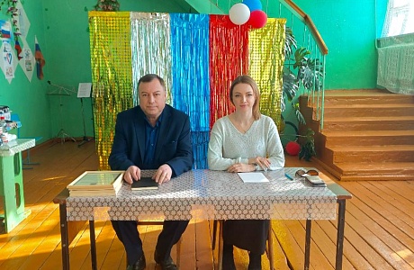 Глава Камешкирского района Ольга Белянина провела встречу с жителями села Мордовский Камешкир Глава Камешкирского района Ольга Белянина провела встречу с жителями села Мордовский Камешкир