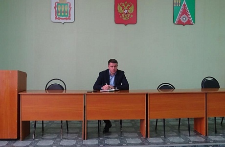 Глава администрации Камешкирского района Павел Мигин провёл очередное заседание оперативного штаба по вопросам профилактики коронавирусной инфекции