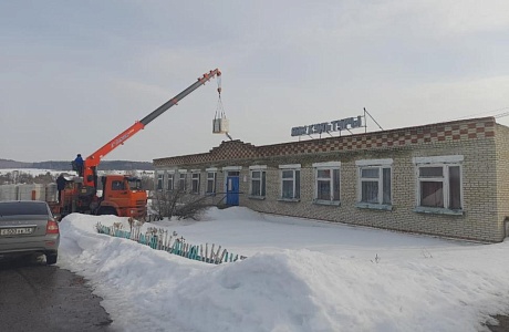  В селе Дьячевка подрядчик приступил к осуществлению работ по капитальному ремонту крыши и входной группы здания Дома культуры