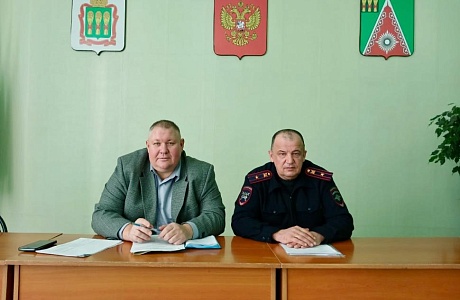Заседание Комиссии по обеспечению безопасности дорожного движения Заседание Комиссии по обеспечению безопасности дорожного движения