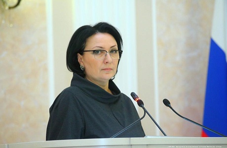 Елена Аксенова приняла участие в сессии регионального парламента Елена Аксенова приняла участие в сессии регионального парламента