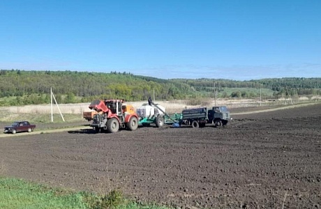 Весенняя посевная кампания в Камешкирском районе набирает обороты Весенняя посевная кампания в Камешкирском районе набирает обороты