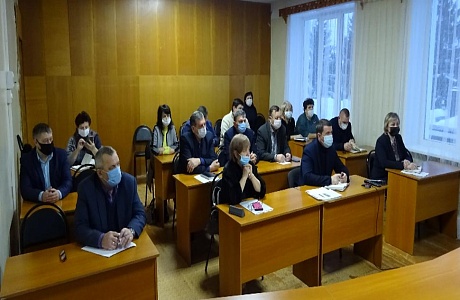 Глава администрации Камешкирского района Павел Мигин принял участие в совещании в режиме видеоконференцсвязи Глава администрации Камешкирского района Павел Мигин принял участие в совещании в режиме видеоконференцсвязи