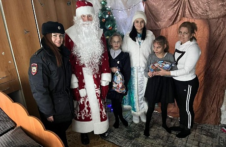 Новогодняя сказка с Первыми Новогодняя сказка с Первыми