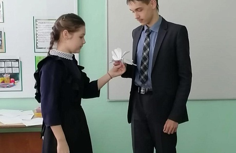 Патриотический час поэзии «Мир и дружба нам нужны!» Патриотический час поэзии «Мир и дружба нам нужны!»